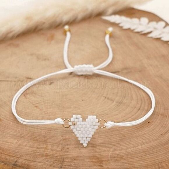 Miyuki Delica White Heart Shaped Seed Bead Bracelet - Picture 2 of 3